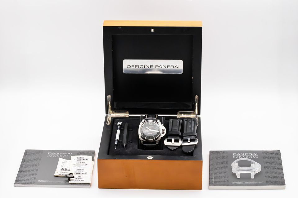 Panerai Luminor 8 Days PAM00233 Image 7